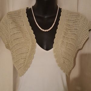 Knitted shrug